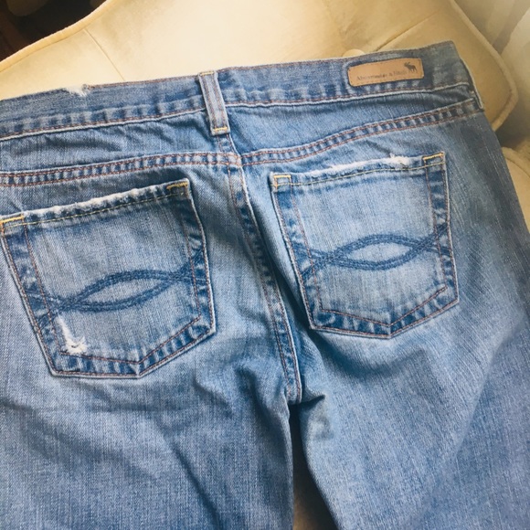 ABERCROMBIE & Fitch boot cut jeans 2S - Picture 4 of 8